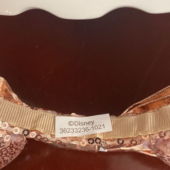 🌹DISNEY ROSE GOLD EARS 🌹 - Picture 6 of 7